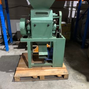 MALT MILL. 3 ROLLER 2 TONNE/HR