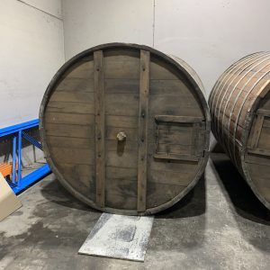 USED EUROPEAN OAK VAT/TUN 6000L. # 1